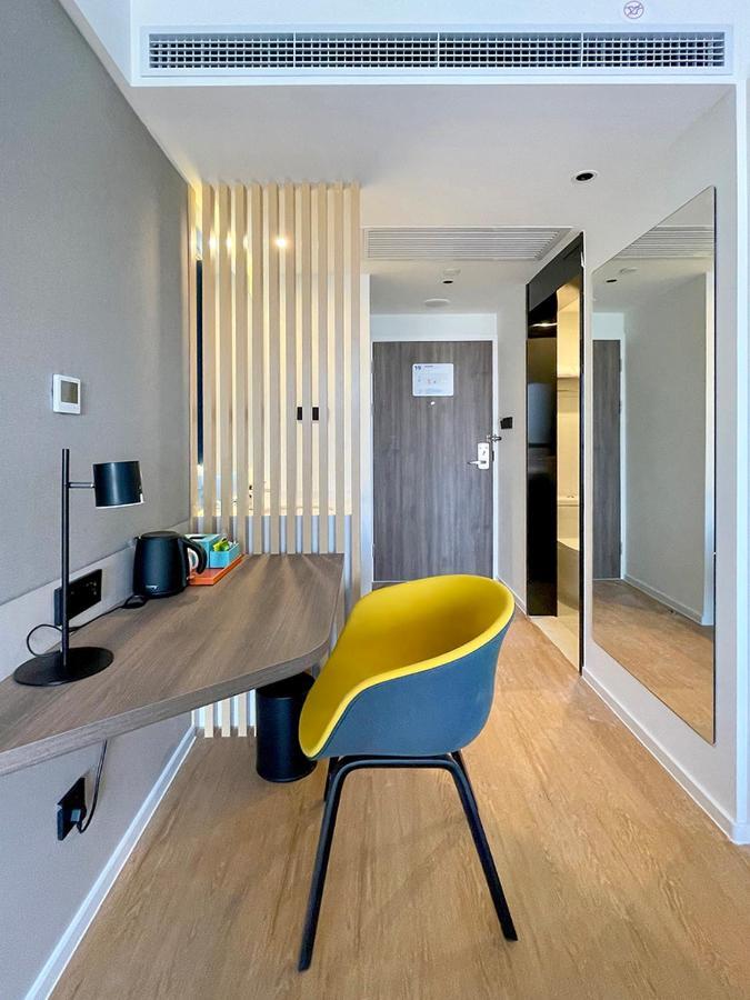 Holiday Inn Express Shanghai Baoyang By Ihg Exteriör bild